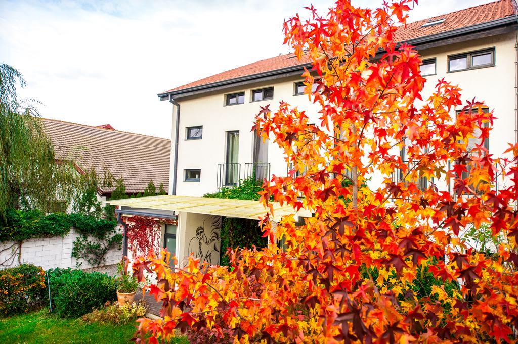 May Residence Uisenteş Exterior foto