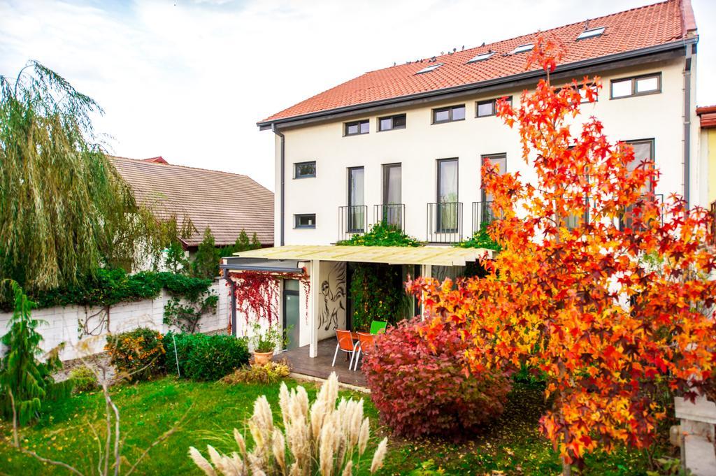 May Residence Uisenteş Exterior foto